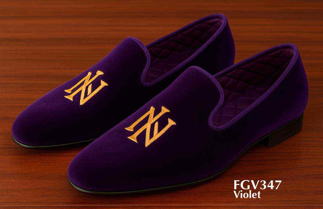 Zapatillas-de-terciopelo-violeta-clásicas-personalizadas