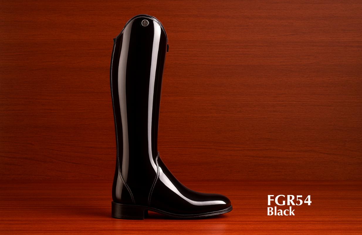 botas de montar de charol negro