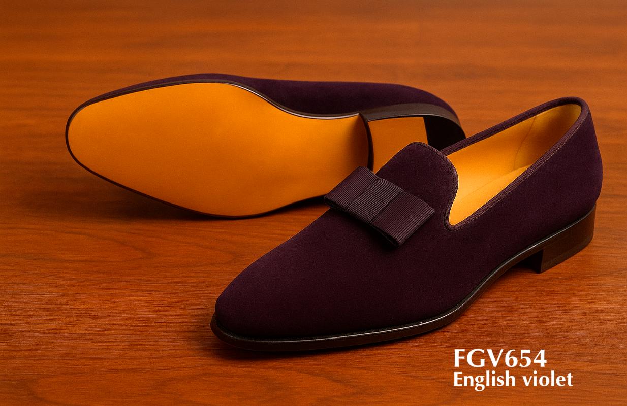 zapato de terciopelo English Violet estilo opera